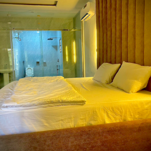 Planet, Ocean   (2 BEDROOM)